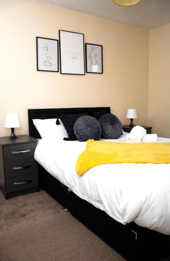Xb Property - Comfy House Perfect For Families Contractors Relocators West Bromwich Ngoại thất bức ảnh